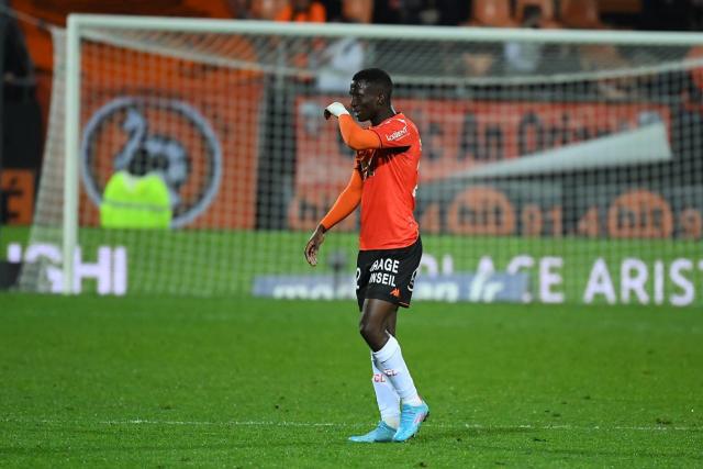 Le Paris FC freiné par Amiens en Ligue 2, Lorient renverse Dunkerque