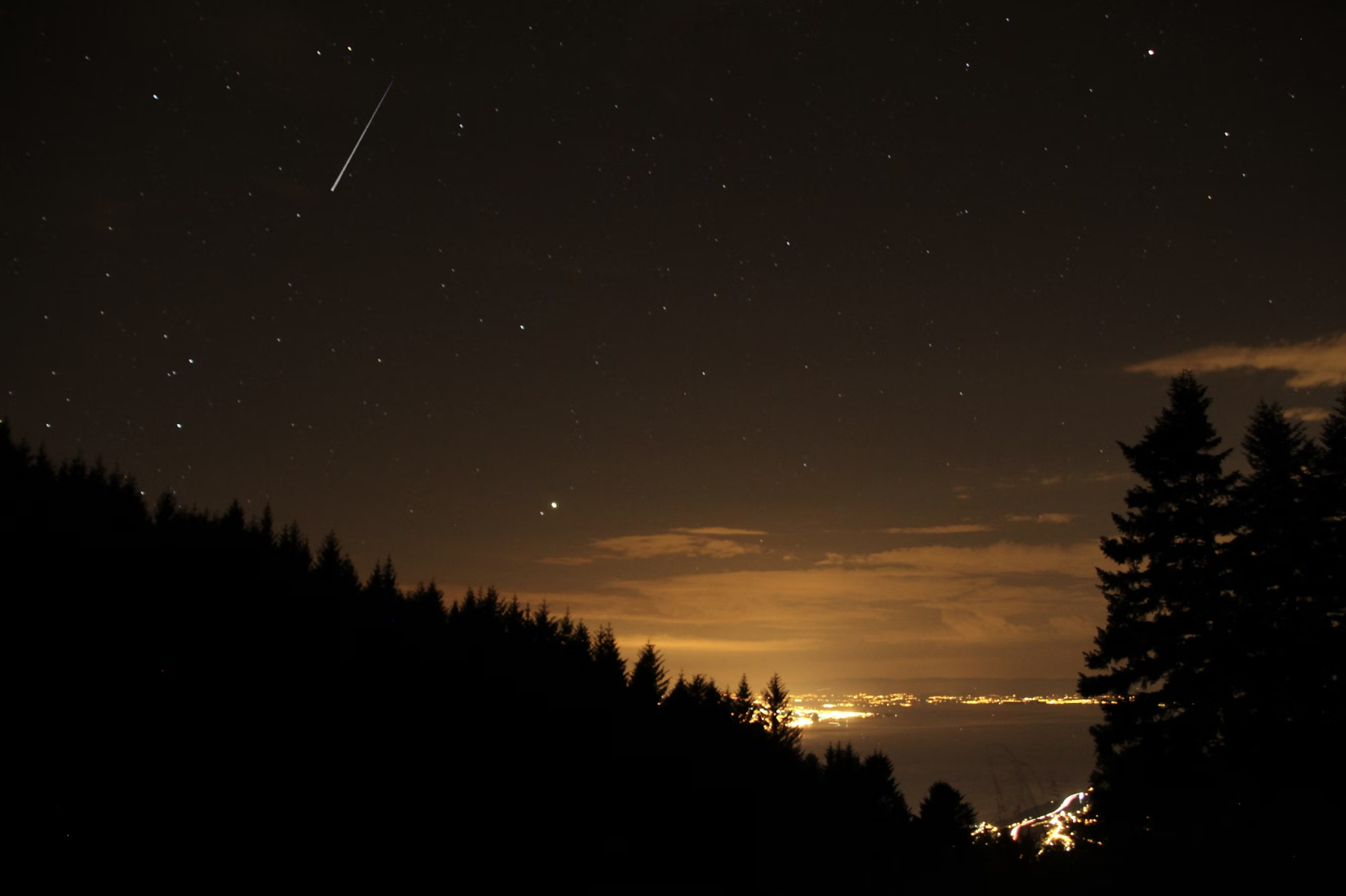 Orionides : les dates pour admirer cette pluie automnale d’étoiles filantes