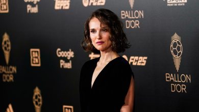 Natalie Portman chambre le Real Madrid avec les joueurs du Barça !