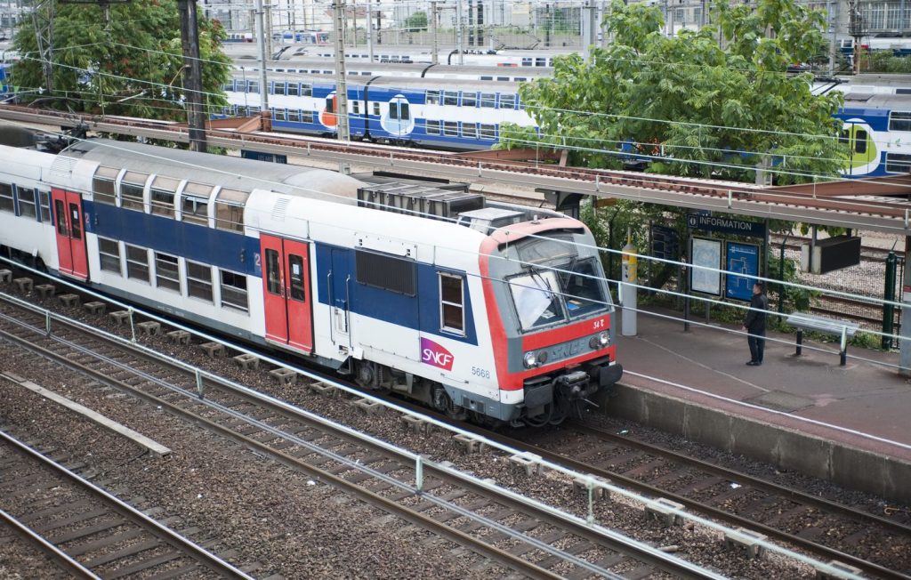 Trois agents de la SNCF seront jugés pour violences sur un jeune couple