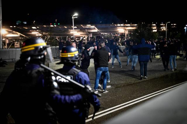 Tensions entre supporters à la sortie du stade après OL-Besiktas