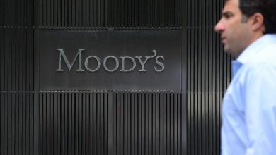 Moody’s maintient la note de la France mais abaisse sa perspective à « négative »