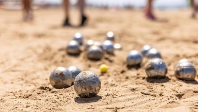 des quilleurs d’un club de pétanque expulsés de Montmartre