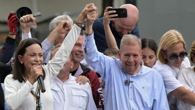 Le prix Sakharov attribué aux Vénézuéliens Machado et Urrutia, opposants à Nicolas Maduro