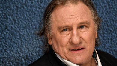 Le premier procès de Gérard Depardieu, accusé d’agressions sexuelles sur deux femmes, s’ouvre ce lundi