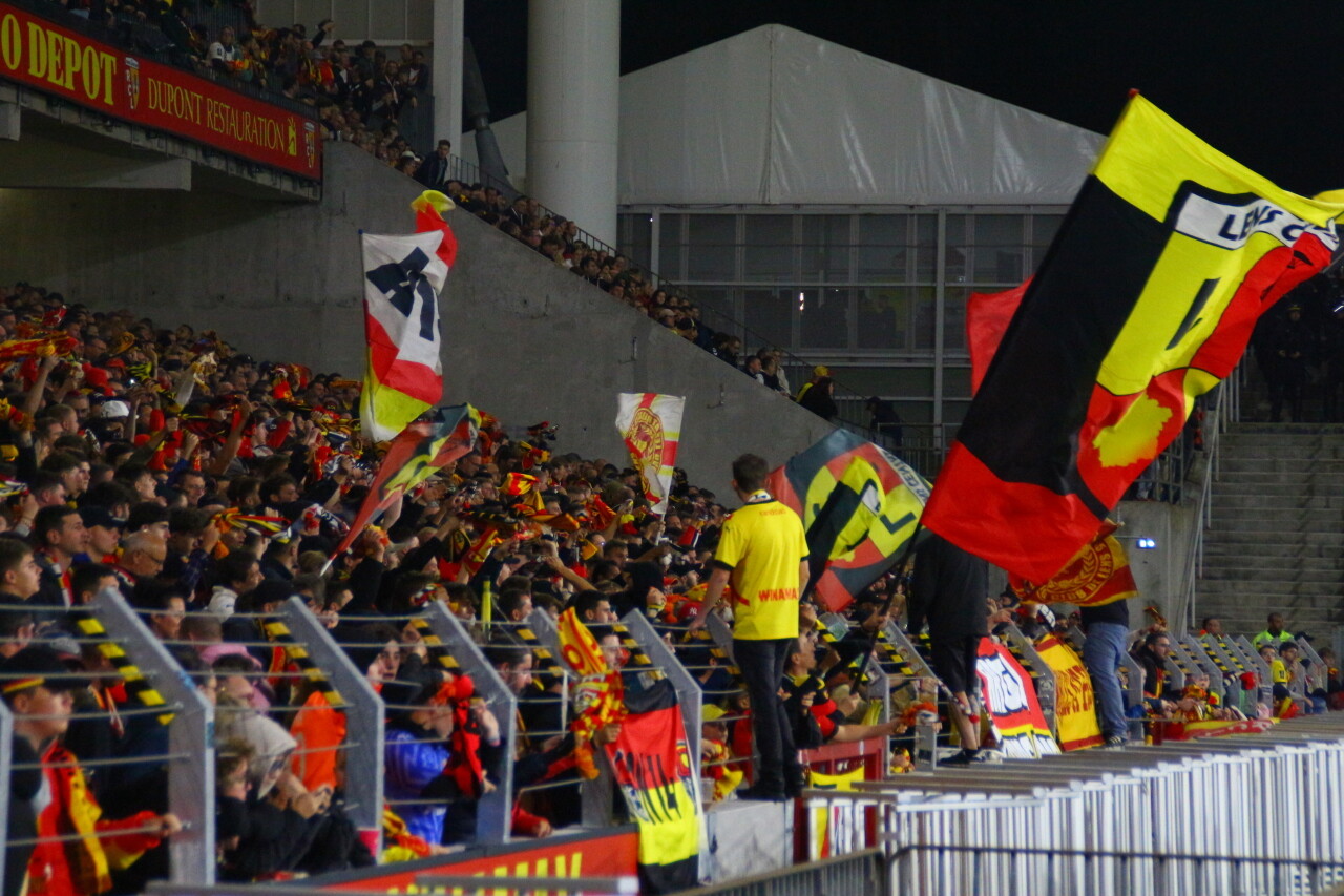 Lentille. La tribune Trannin du stade Bollaert évacuée après le Derby du Nord contre le LOSC