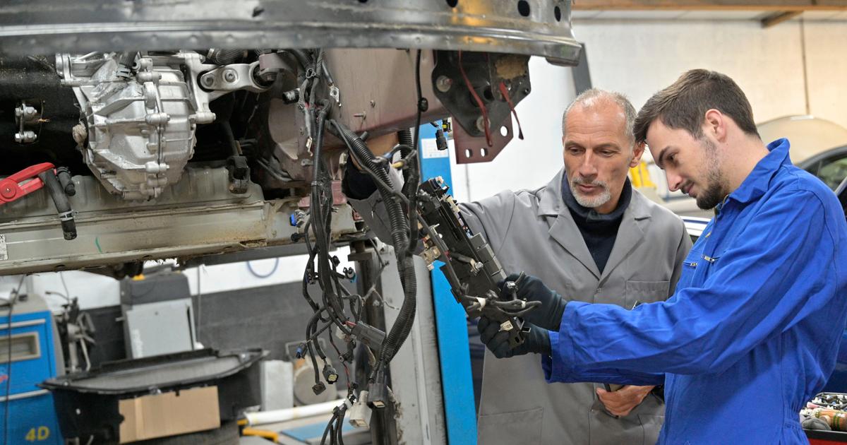 Délocalisations, baisse de la demande, concurrence accrue… Où est l’emploi dans un secteur automobile très perturbé ?