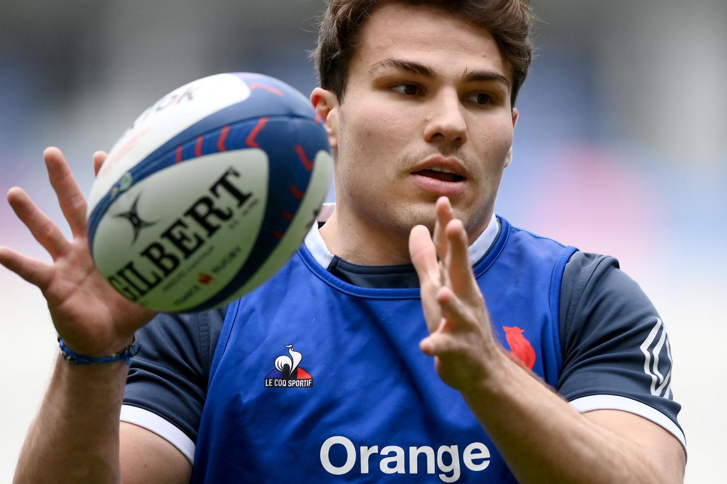 Antoine Dupont revient et un XV de France renouvelé pour effacer la triste tournée estivale