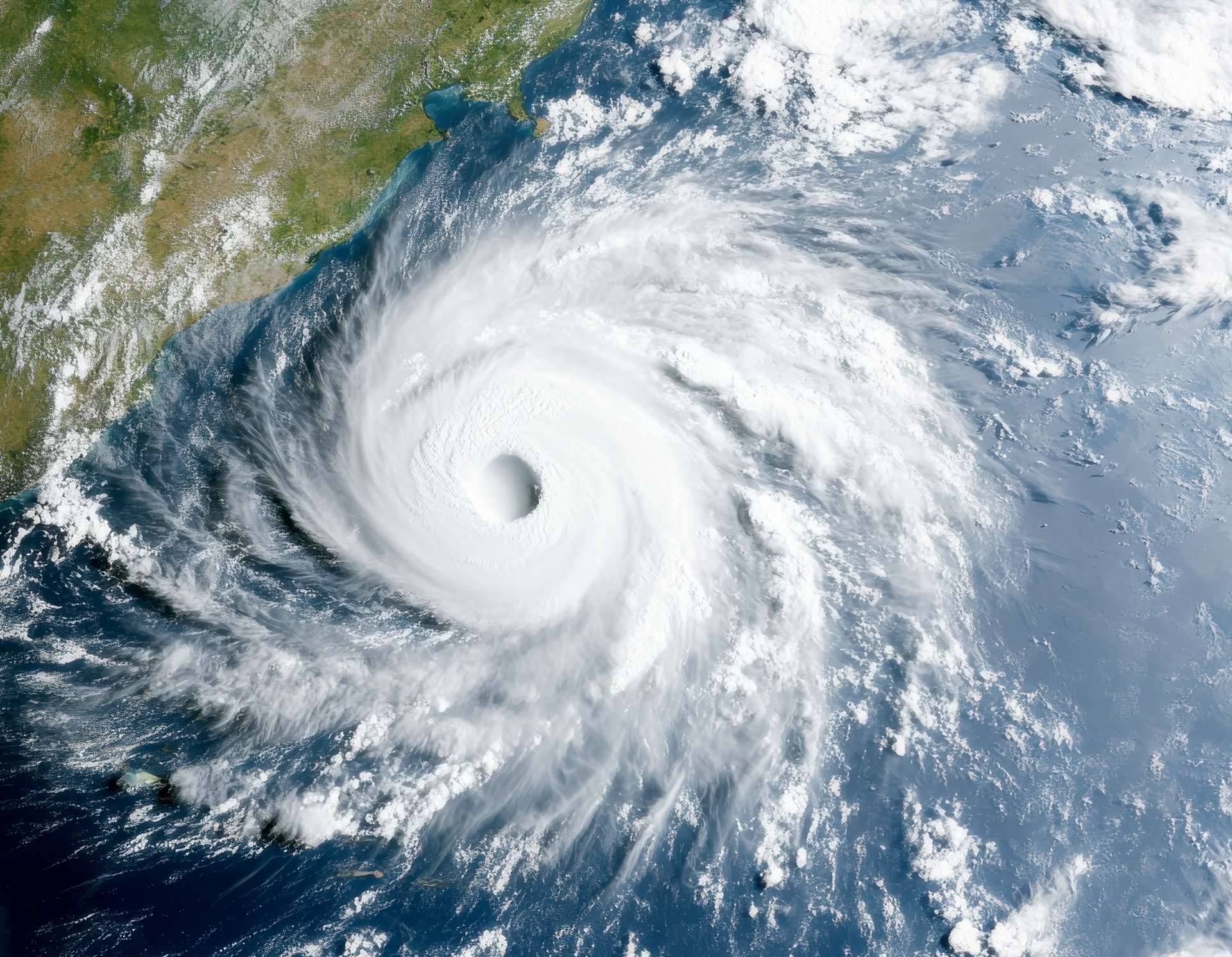 le plus petit ouragan de l’histoire a défié toutes les prédictions et fait des ravages dans les Caraïbes !