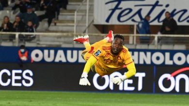 Buteur à la dernière seconde, le gardien de Rodez Lionel Mpasi prive Lorient de la première place de Ligue 2