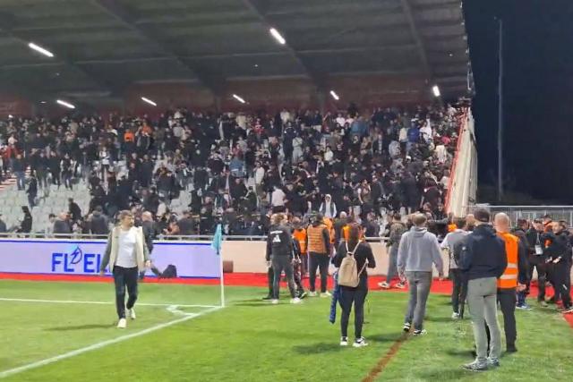 Le derby corse suspendu pour des incidents entre supporters dans les tribunes