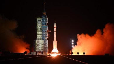 La Chine envoie trois astronautes à la station spatiale Tiangong