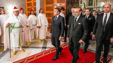 Au Maroc, une visite d’Emmanuel Macron entre émotion et hoquet