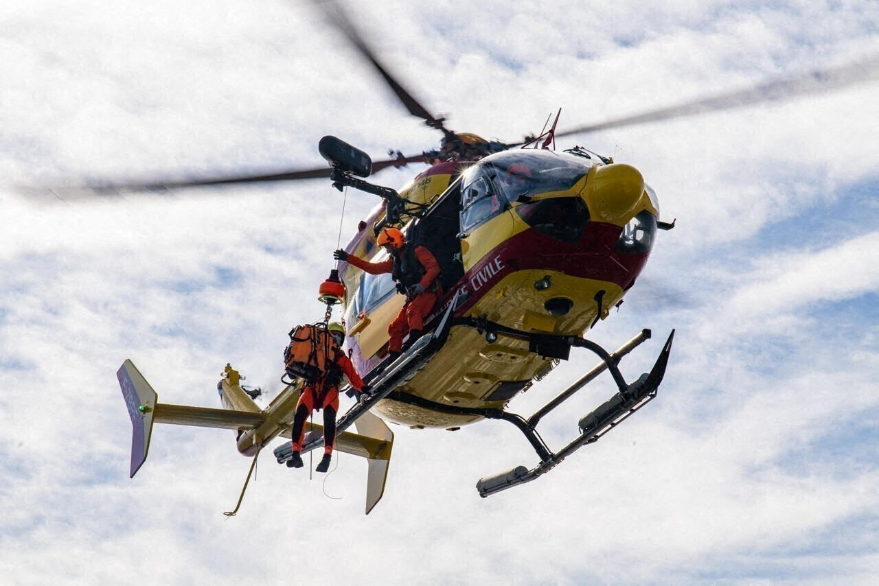 une femme et deux enfants secourus par l’hélicoptère Dragon 50