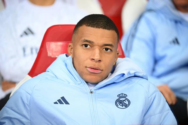 La LFP donne une nouvelle fois raison à Mbappé dans son différend avec le PSG, le club refuse de payer