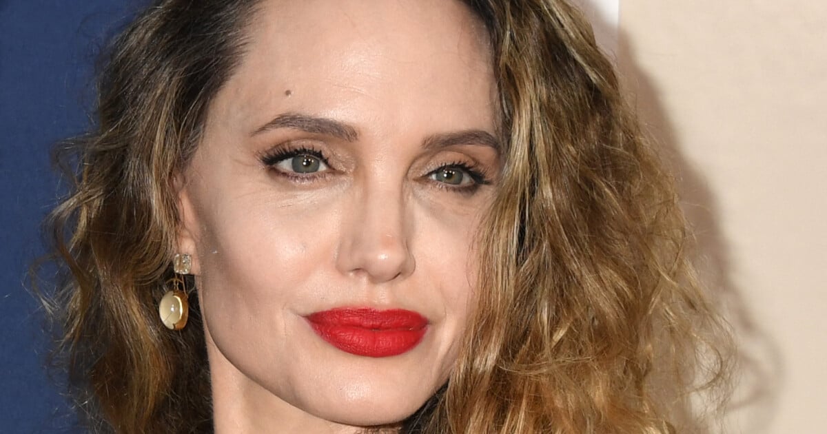 Angelina Jolie ne ressemble plus à ça : changement de style pour la star de 49 ans