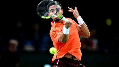 Plein de sang-froid, pour la première fois de sa carrière 8ème d’un Masters 1000, Arthur Fils est prêt à défier Alexander Zverev au Rolex Paris Masters