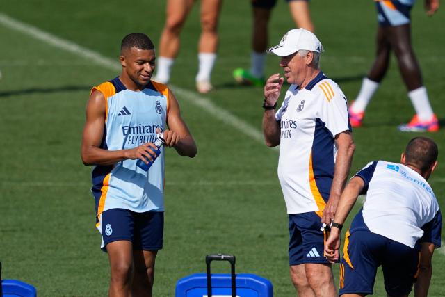 Carlo Ancelotti a confiance en Kylian Mbappé avant le Clasico contre le Barça (Real Madrid)