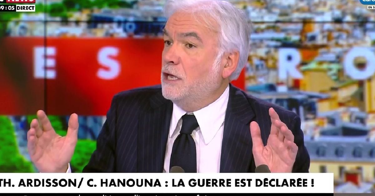 « Je l’ai appelé hier » : Après les sorties de Thierry Ardisson contre C8, Pascal Praud défend Cyril Hanouna sur CNews