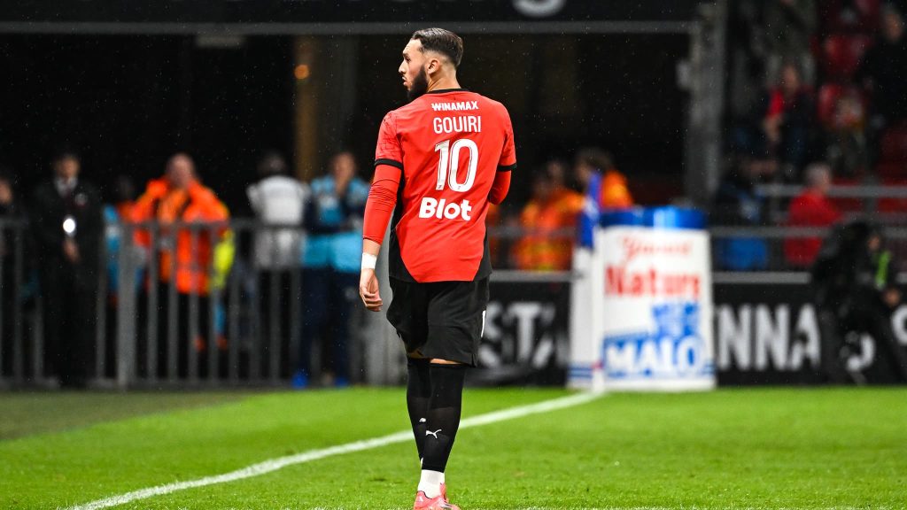 Rennes a le pied sur le ballon