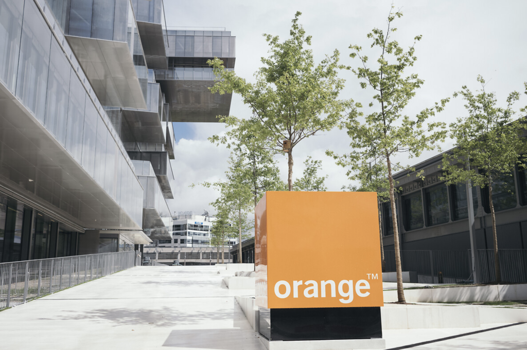 L’Arcep étend la zone sans obligation tarifaire sur la boucle locale optique dédiée d’Orange