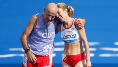 Une paramarathonienne privée de médaille pour avoir soutenu son guide va au tribunal