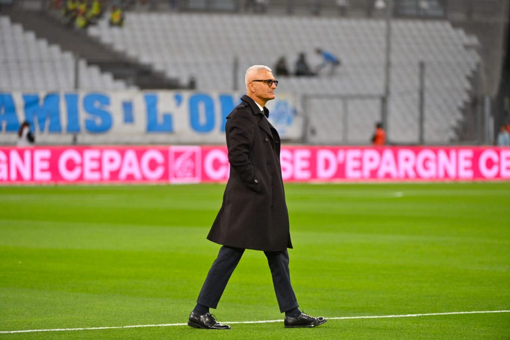 Ravanelli remercie les supporters pour le tifo