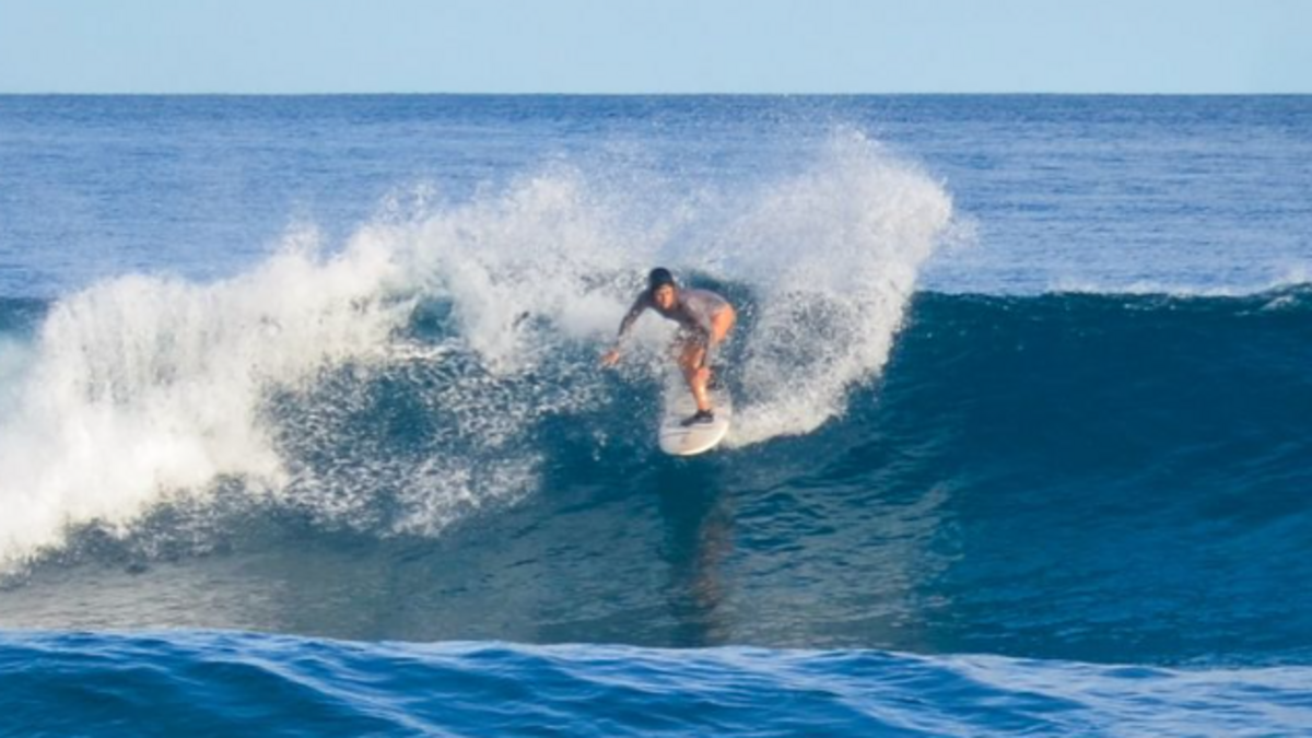 Une Italienne de 36 ans meurt empalée par un espadon lors d’une séance de surf en Indonésie