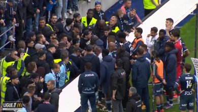 fin de match tendue entre supporters, joueurs du Havre et Didier Digard après la 5e défaite consécutive