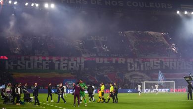 « On vous insulte, il y a des menaces », explique le président de l’association « Bleus et Fiers », visé par des chants homophobes