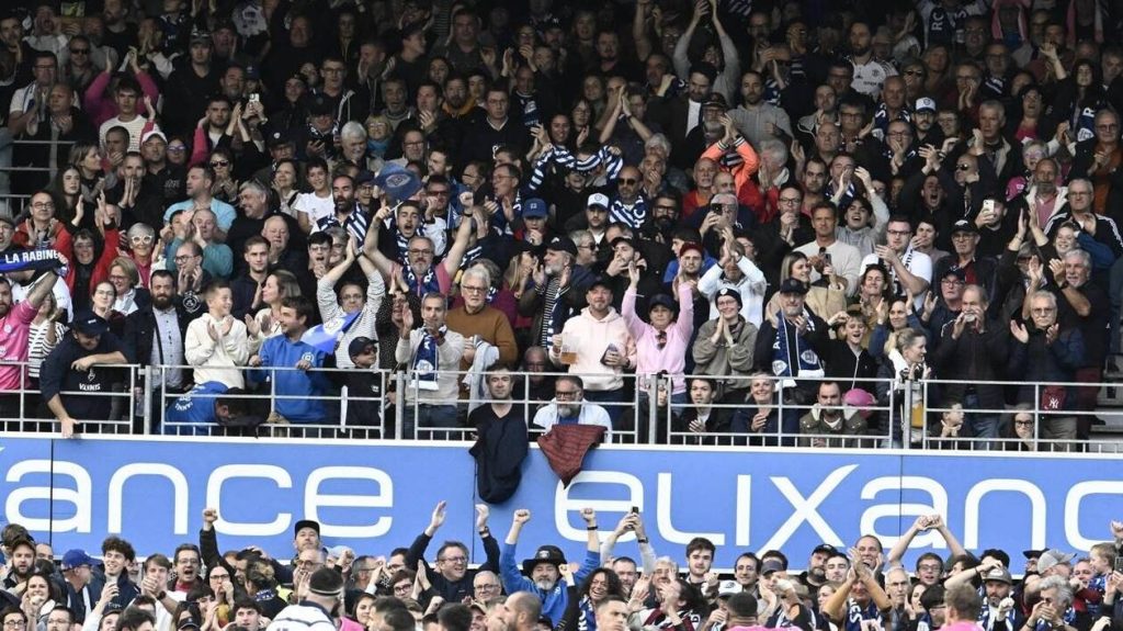 RC Vannes – Castres. Pourquoi l’arbitre n’a-t-il pas sanctionné Vannes sur la dernière action ?