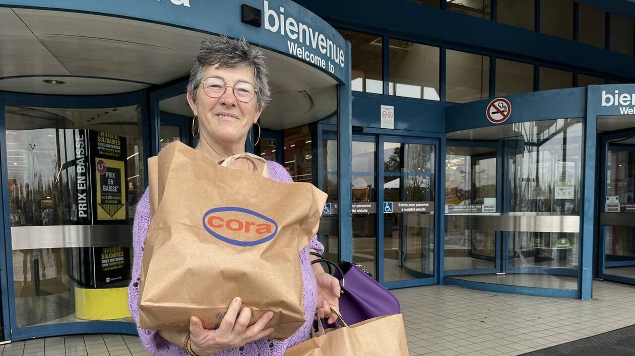 Cora devient Carrefour près de Saint-Malo. Les clients voient ce changement favorablement mais…