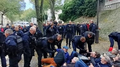 Paris : les CRS appelés pour évacuer les quilleurs du Clap vers Montmartre