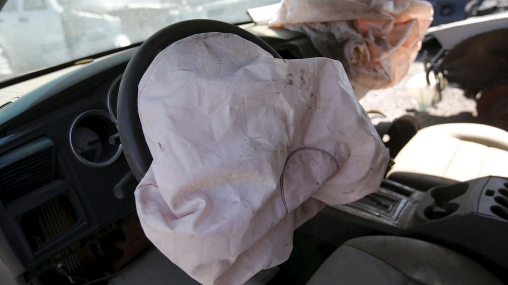 Rappel Stellantis : le stockage inquiétant des airbags défectueux chez les concessionnaires automobiles