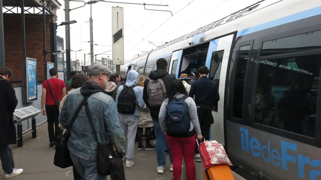 « Où est l’héritage des Jeux olympiques ? » : les annulations de RER et Transiliens pendant les vacances passent mal