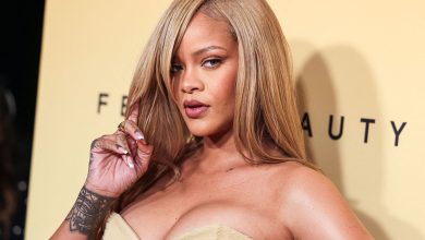 Rihanna, la reine mère pose avec ses enfants