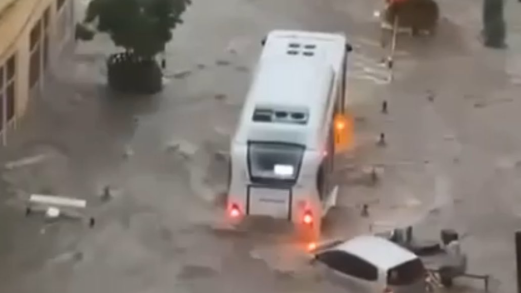 David Lisnard attaque Météo France, ces scientifiques réagissent vertement