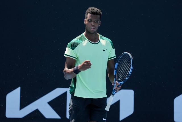 Giovanni Mpetshi Perricard affronte Holger Rune et atteint la finale à Bâle, sa première dans l’ATP 500