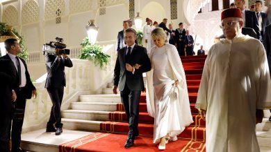 Somptueux banquet d’État pour le couple Macron, sous les ors du Palais Royal de Rabat