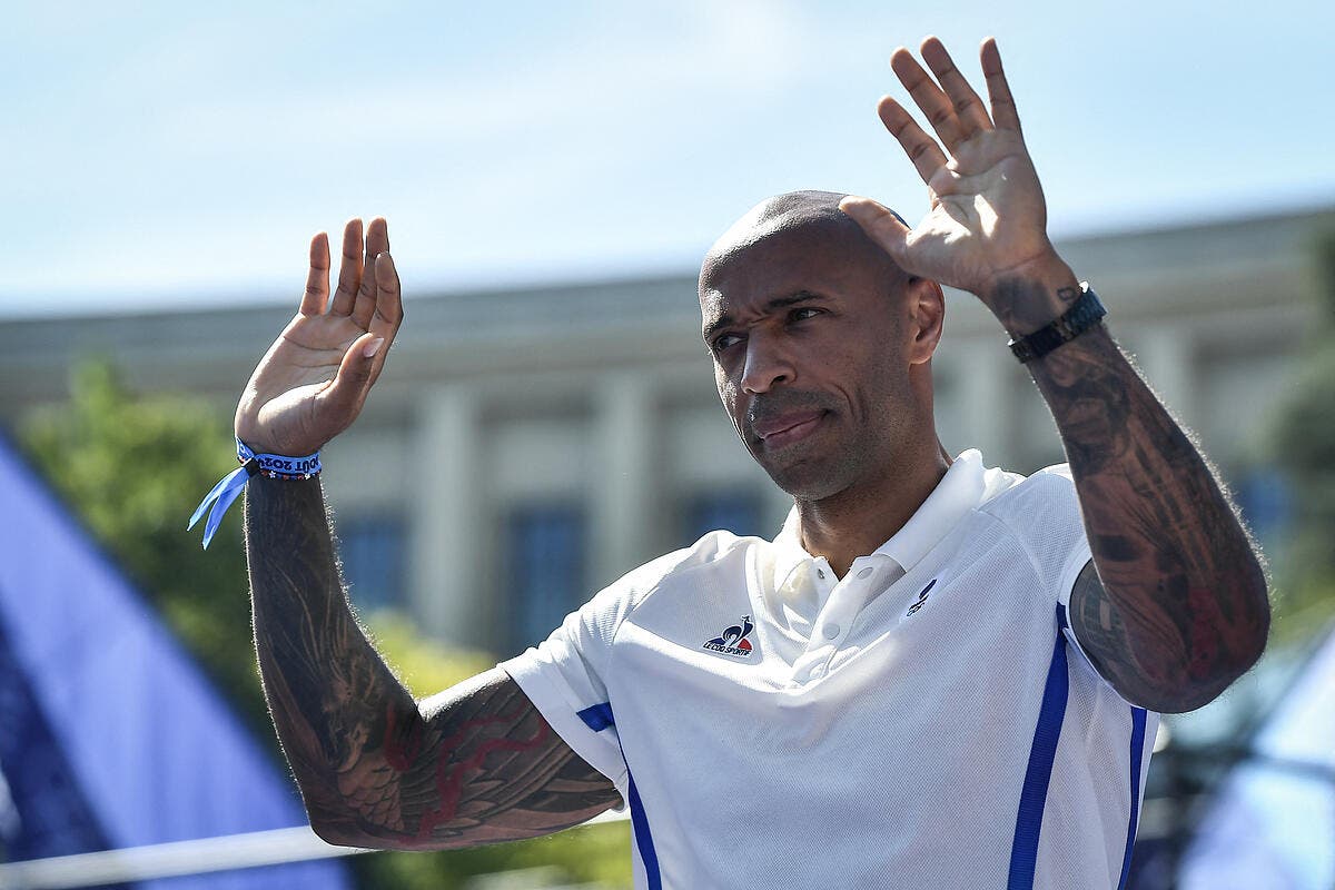 Aux Etats-Unis, Thierry Henry embarrasse la France