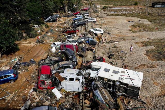 à Valence, la finale MotoGP en suspens après les inondations