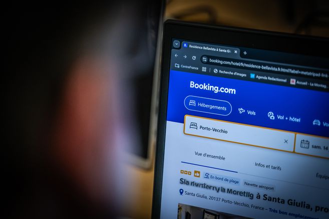 «Ils tolèrent les escrocs!» : attention aux arnaques qui se multiplient sur booking.com