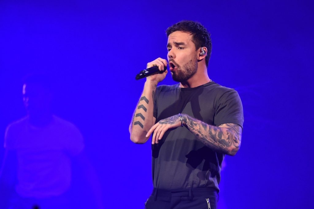 Mort de Liam Payne : le chanteur s’est évanoui dans le hall, cette scène inquiétante avant sa chute fatale