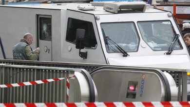 Un commando lourdement armé tente de braquer un fourgon blindé près de Lyon