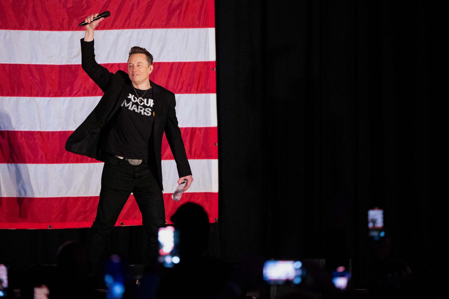 « L’agenda d’Elon Musk pour 2025 était très attendu, tant ce faiseur d’histoires, vraies ou fausses, en a tellement dans son sac »