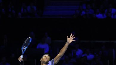 Giovanni Mpetshi Perricard, le jeune tennisman français qui monte et dont le service baisse