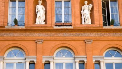 Parmi les villes incontournables au monde, cette ville française se classe première et est connue pour sa couleur