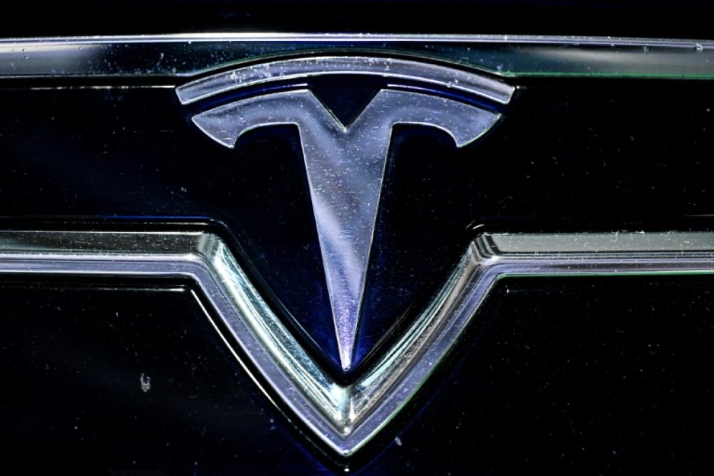 Tesla surprend avec une hausse de ses bénéfices grâce à la baisse des coûts de production – 24/10/2024 à 01:21