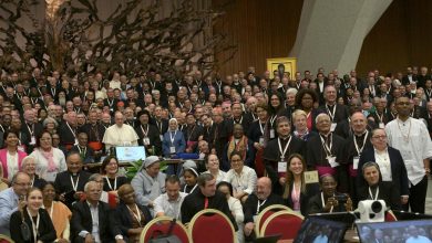 L’Église catholique ne résout toujours pas la question de l’ordination des femmes suite au synode