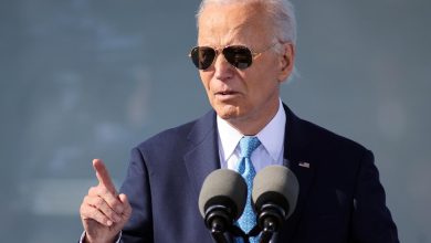 Joe Biden, accusé d’avoir traité de « nuls » les partisans de Donald Trump, tente de clarifier ses propos